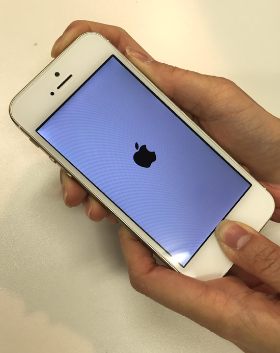 iPhone強制再起動