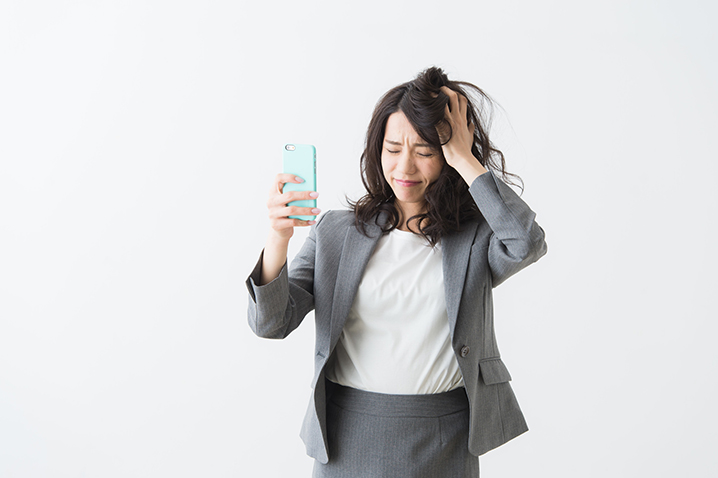 iPhoneSEを水没させてしまった!水没時の対象方法を知ろう!