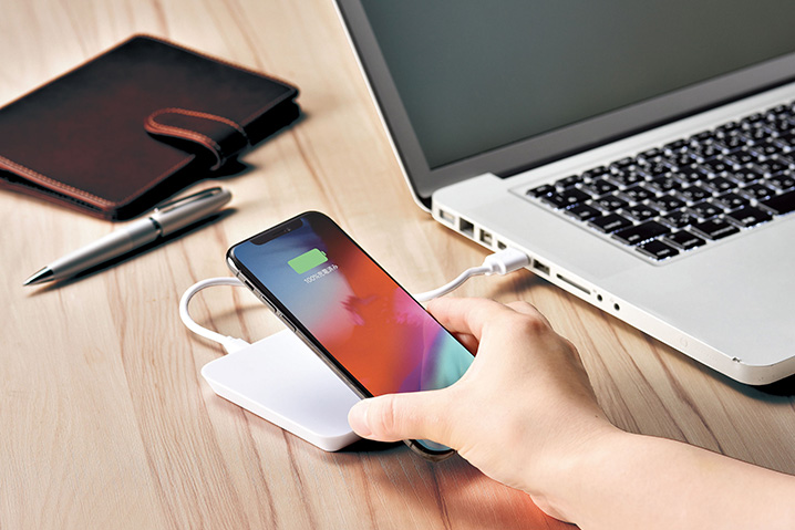 ワイヤレス充電はバッテリー劣化の原因？発熱と寿命の違いを徹底解説