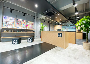 新宿本店